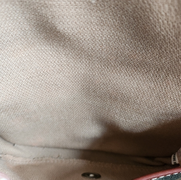 Dooney & Bourke Vintage Double Pocket Satchel w/ Flap, & Wristlet, EUC!! - Picture 16 of 16